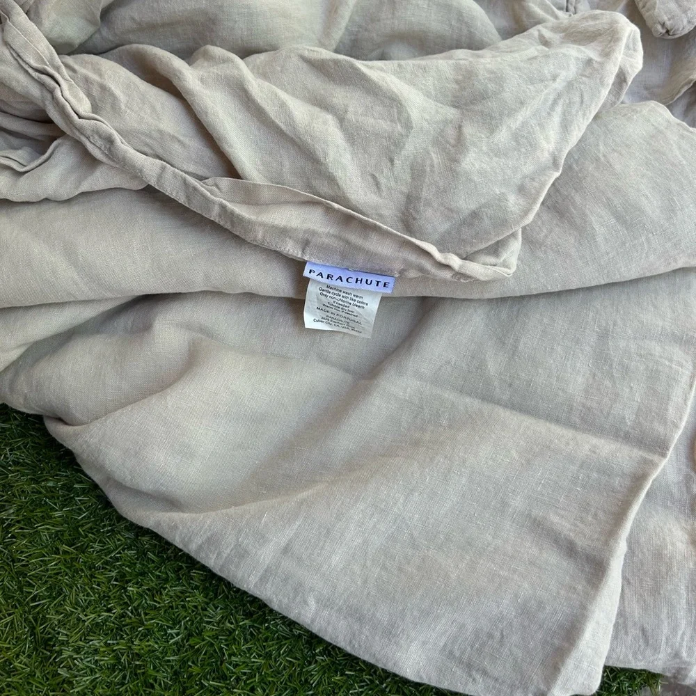 Parachute details care